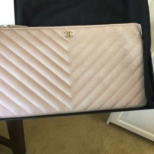 Chanel large O case